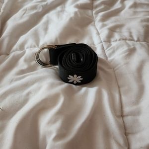 daisy belt